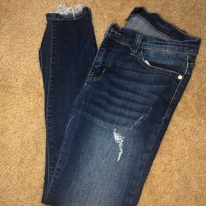 Ripped blue skinny jeans